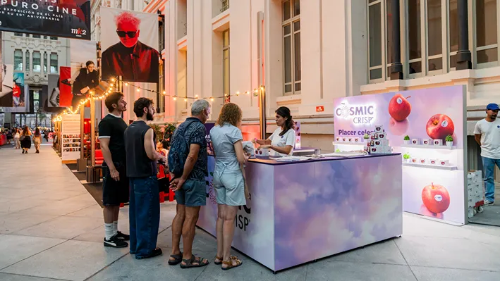 Festival e beach club, Cosmic Crisp in giro per l'Europa