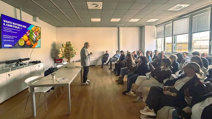 Fruttagel, la lotta allo spreco passa anche da un app