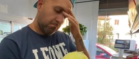 Il tiktoker Tony Lista: "Come si comunica la frutta oggi"-image