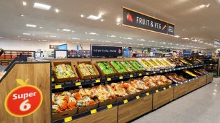 Aldi UK punta sui produttori: 5 miliardi per la filiera