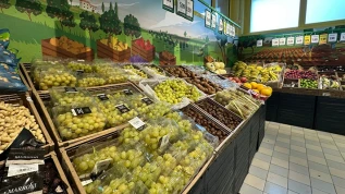 Uva e-commerce: crescita prezzo uva bianca con semi